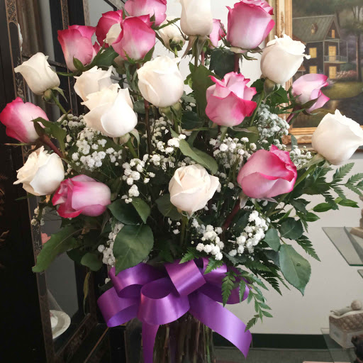 Florist «Rialto Florist», reviews and photos, 114 S Riverside Ave, Rialto, CA 92376, USA