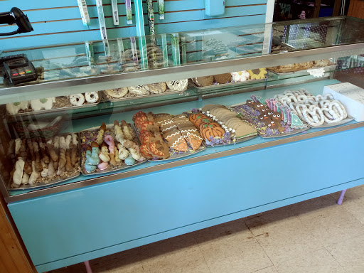 Pet Store «Fins Feathers Paws & Claws», reviews and photos, 436 Main St, Harleysville, PA 19438, USA
