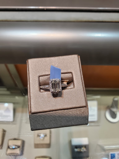 Jeweler «Kevin Jewelers», reviews and photos, 2800 N Main St #180, Santa Ana, CA 92705, USA