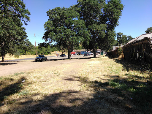 Grocery Store «J & L Market», reviews and photos, 6673 Old Hwy 53, Clearlake, CA 95422, USA