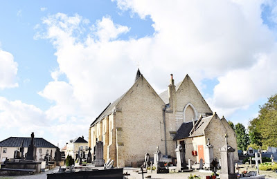 Église catholique Saint-Folquin à Saint-Folquin et son Cimetière à Saint-Folquin
