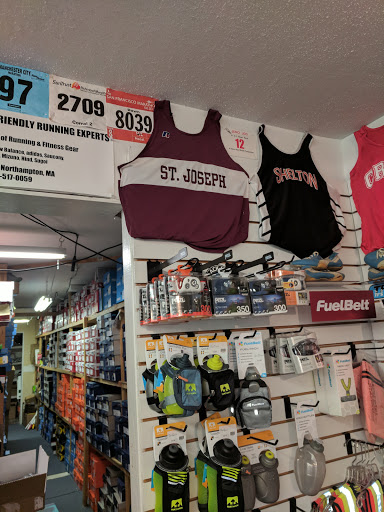 Sporting Goods Store «Woodbridge Running Co», reviews and photos, 7 Landin St, Woodbridge, CT 06525, USA