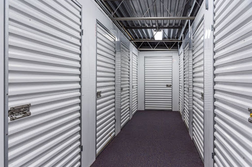 Self-Storage Facility «National Storage Centers - Southfield», reviews and photos, 21940 W 8 Mile Rd, Southfield, MI 48075, USA