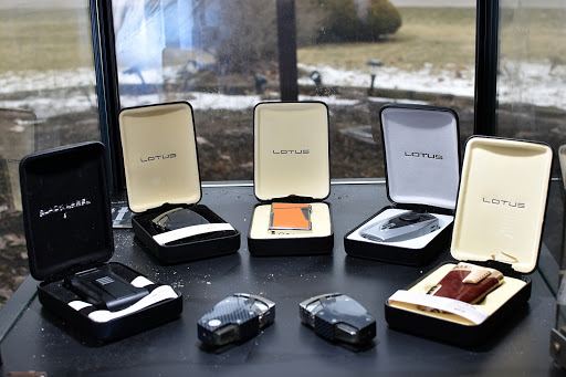 Cigar Shop «Osi Tobacco», reviews and photos, 4836 Hills and Dales Rd NW, Canton, OH 44708, USA