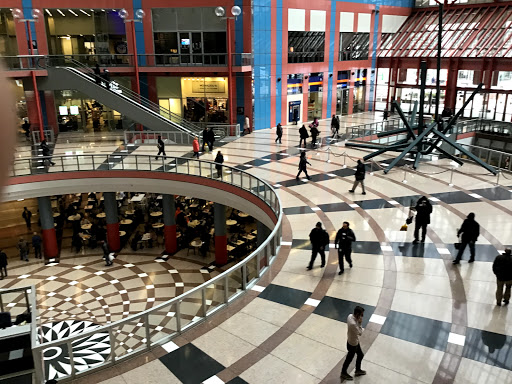 Shopping Mall «Atrium», reviews and photos, 100 W Randolph St, Chicago, IL 60601, USA