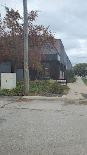 Roofing Contractor «Robison Construction», reviews and photos, 1238 Lake Ave NE, Cedar Rapids, IA 52402, USA