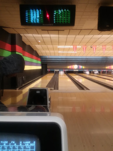 Bowling Alley «Bowl Mor Lanes», reviews and photos, 201 Highland Ave, East Syracuse, NY 13057, USA