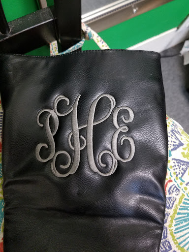 Gift Shop «GEORGIA THREADS Apparel and Gifts», reviews and photos, 98 E Main St NE, Buford, GA 30518, USA