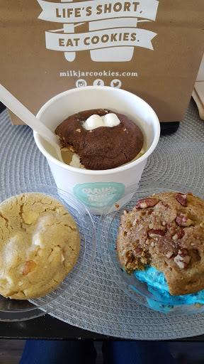 Cookie Shop «Milk Jar Cookies», reviews and photos, 5466 Wilshire Blvd, Los Angeles, CA 90036, USA