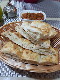 Naan du Restaurant turc GRILL ANTEP SOFRASI à Gagny - n°4
