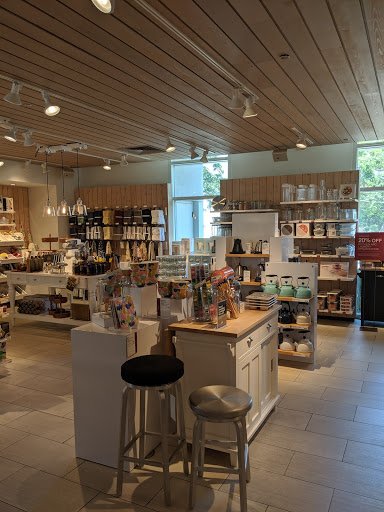 Furniture Store «Crate and Barrel», reviews and photos, 21710 Hawthorne Blvd, Torrance, CA 90503, USA