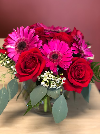 Florist «Valley Florist», reviews and photos, 301 Merrimack St, Methuen, MA 01844, USA