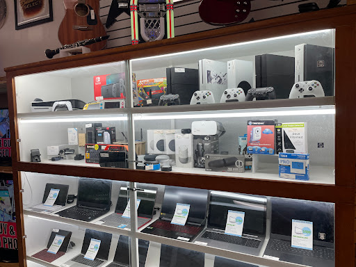 Pawn Shop «International Pawn & Jewelry», reviews and photos, 1725 N Alafaya Trail, Orlando, FL 32826, USA