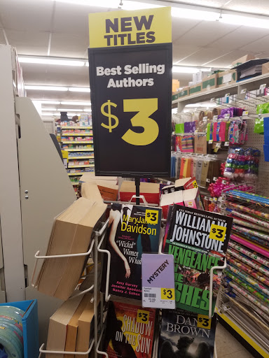 Discount Store «Dollar General», reviews and photos, 466 Georgetown Square, Wood Dale, IL 60191, USA