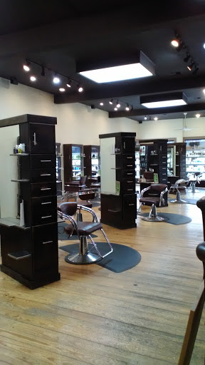 Beauty Salon «William Edge Salon», reviews and photos, 876 W San Antonio St, New Braunfels, TX 78130, USA