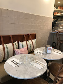 Atmosphère du Restaurant grec Filakia, Petit Café d'Athènes à Paris - n°3