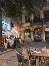 Atmosphère du Restaurant italien Giovany's Ristorante à Lyon - n°8