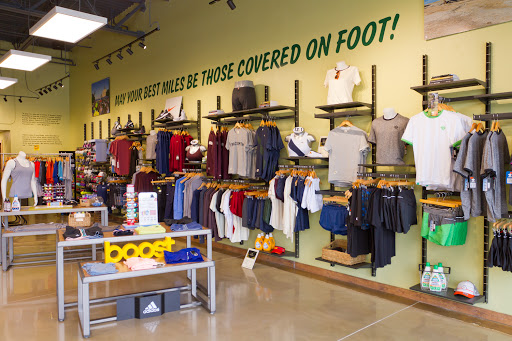 Running Store «Big Peach Running Co - Decatur», reviews and photos, 114 E Trinity Pl, Decatur, GA 30030, USA