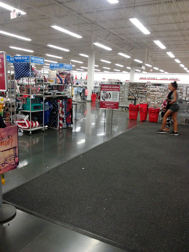 Clothing Store «Burlington Coat Factory», reviews and photos, 1965 N Pebble Creek Pkwy, Goodyear, AZ 85395, USA