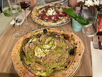 Pizza du 🥇 NONNA - Ristorante & Pizzeria Napolitaine à Annemasse - n°12
