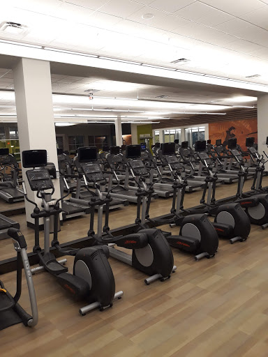 Health Club «La fitness», reviews and photos, 345 E Palatine Rd, Arlington Heights, IL 60004, USA