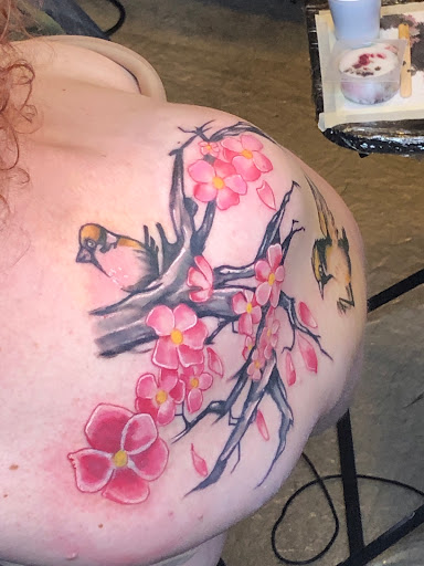 Tattoo Shop «Iconic Tattoo & Piercing», reviews and photos, 16610 N 75th Ave #106, Peoria, AZ 85382, USA