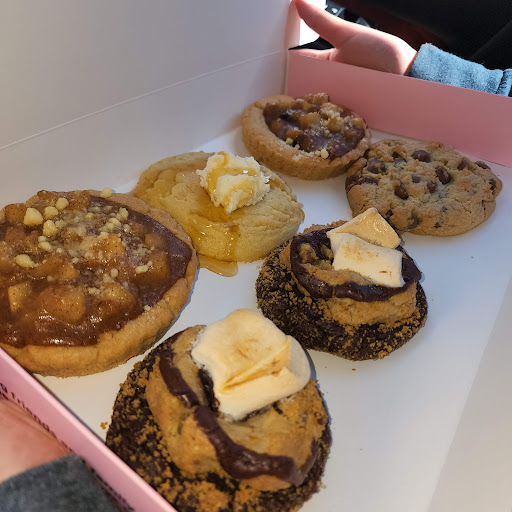 Shopping Mall «Vacaville Commons Shopping Center», reviews and photos, 2098 Harbison Dr, Vacaville, CA 95687, USA