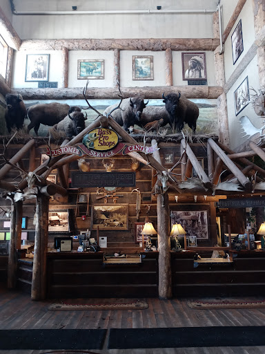 Outdoor Sports Store «Bass Pro Shops», reviews and photos, 7970 Northfield Blvd, Denver, CO 80238, USA