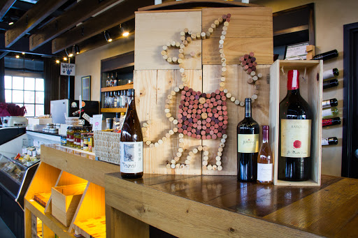 Wine Store «Cellar Rat Wine Merchants», reviews and photos, 1701 W Baltimore Ave, Kansas City, MO 64108, USA