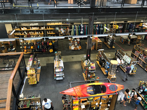 Camping Store «REI», reviews and photos, 2700 Seaglass Way, Oxnard, CA 93036, USA