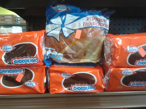 Colombian Restaurant «Manantial Market Place», reviews and photos, 6778 W Flagler St, Miami, FL 33144, USA