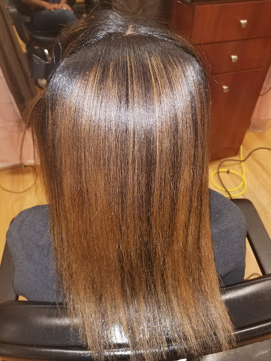 Beauty Salon «J J Dominican Beauty Salon», reviews and photos, 423 Eastern Blvd, Essex, MD 21221, USA