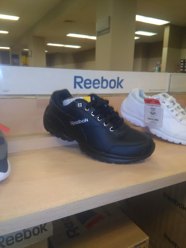 Department Store «Sears», reviews and photos, 29500 W Seven Mile Rd, Livonia, MI 48152, USA