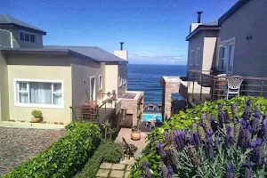 Brenton on the Rocks Guest House image