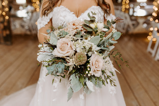 Florist «Post Road English Garden», reviews and photos, 1105 N Post Rd, Indianapolis, IN 46219, USA