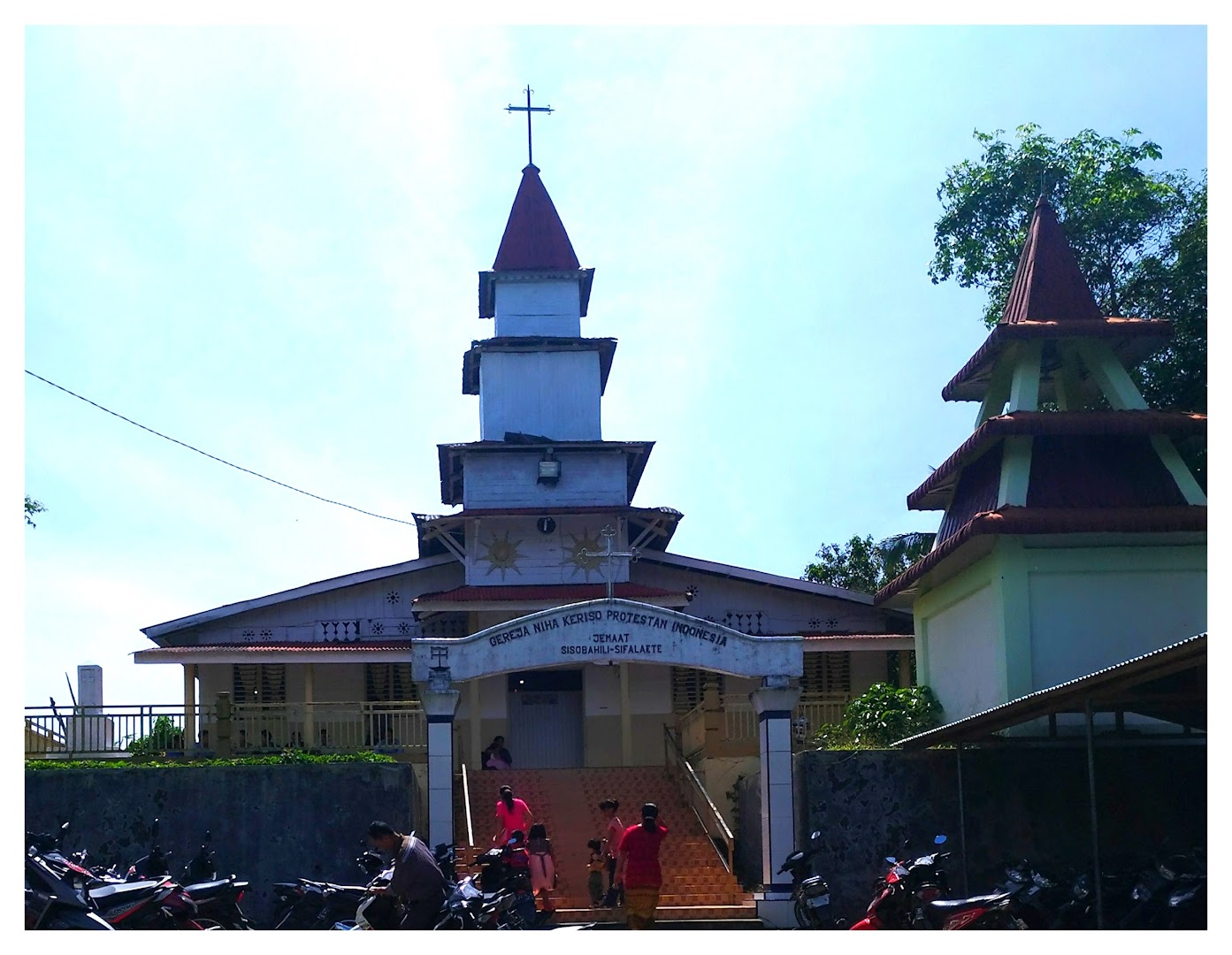 Gereja Niha Keriso Protestan Indonesia Jemaat Sisobahili Sifalaete Photo