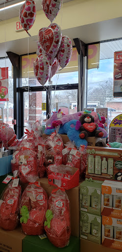 Dollar Store «FAMILY DOLLAR», reviews and photos, 525 Washington St, Stoughton, MA 02072, USA