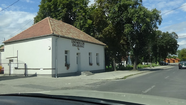 Értékelések erről a helyről: Izsó Miklós Művelődési Ház és Emlékház, Izsófalva - Múzeum