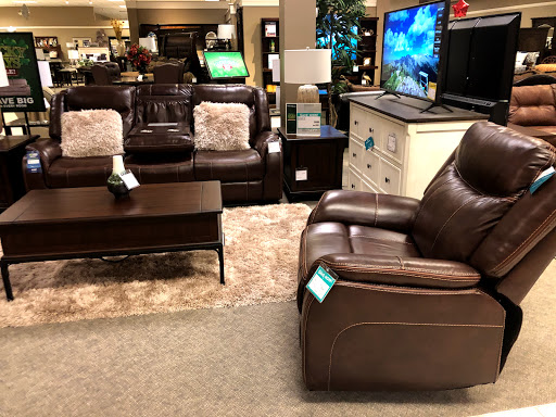 Furniture Store «Badcock Home Furniture &more», reviews and photos, 703 S Evers St, Plant City, FL 33563, USA