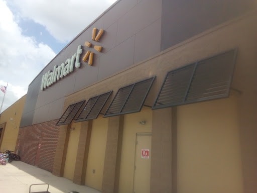 Discount Store «Walmart», reviews and photos, 8538 Interstate 35 Access Rd, San Antonio, TX 78211, USA