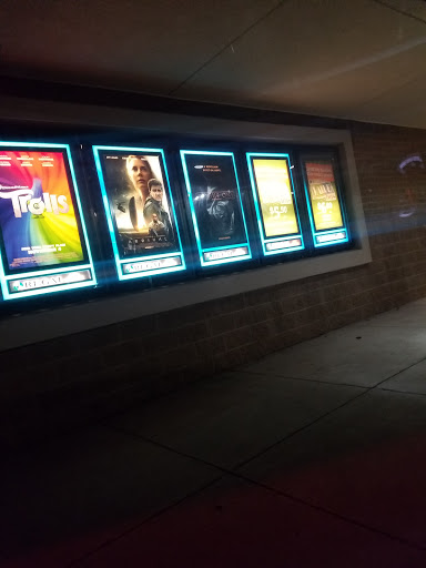 Movie Theater «Regal Cinemas Fairfield Commons 20 & RPX», reviews and photos, 2651 Fairfield Commons, Beavercreek, OH 45431, USA