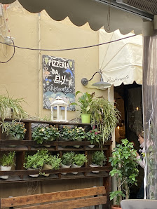 Ristorante Pizzeria Da Ely Via Vittorio Emanuele, 15, 19016 Monterosso al Mare SP, Italia