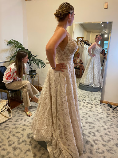 Bridal Shop «Philly Bride», reviews and photos, 304 Walnut St, Philadelphia, PA 19106, USA