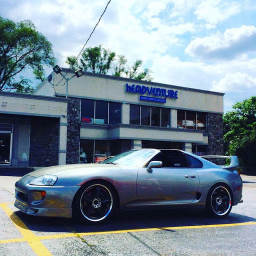 Gift Shop «Headventure Smoke Shop», reviews and photos, 2359 Plainfield Rd #2, Crest Hill, IL 60403, USA