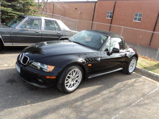 Auto Body Shop «Maaco Collision Repair & Auto Painting», reviews and photos, 8765 Jefferson Hwy, Osseo, MN 55369, USA