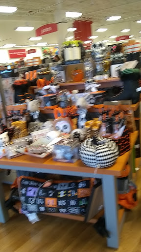 Department Store «T.J. Maxx», reviews and photos, 185 Union St, Waterbury, CT 06706, USA