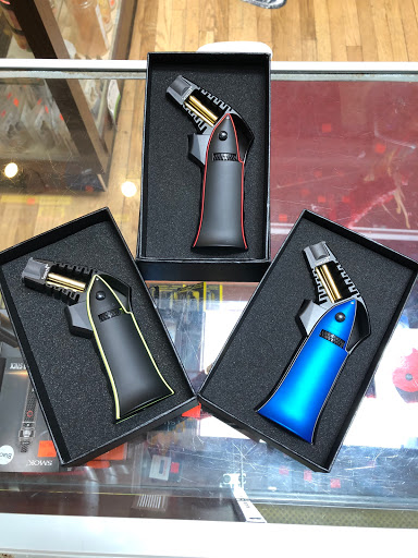 Glass Blower «Public Smoke Shop», reviews and photos, 341 Main St, Longmont, CO 80501, USA