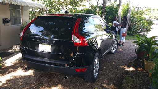 Car Dealer «Deel Volvo», reviews and photos, 3650 Bird Rd, Miami, FL 33133, USA