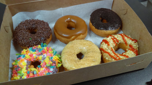 Donut Shop «The Donut Experiment Clearwater Beach», reviews and photos, 674 S Gulfview Blvd, Clearwater Beach, FL 33767, USA