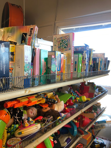 Thrift Store «Thrift Center Thrift Store», reviews and photos, 1060 El Camino Real, San Carlos, CA 94070, USA